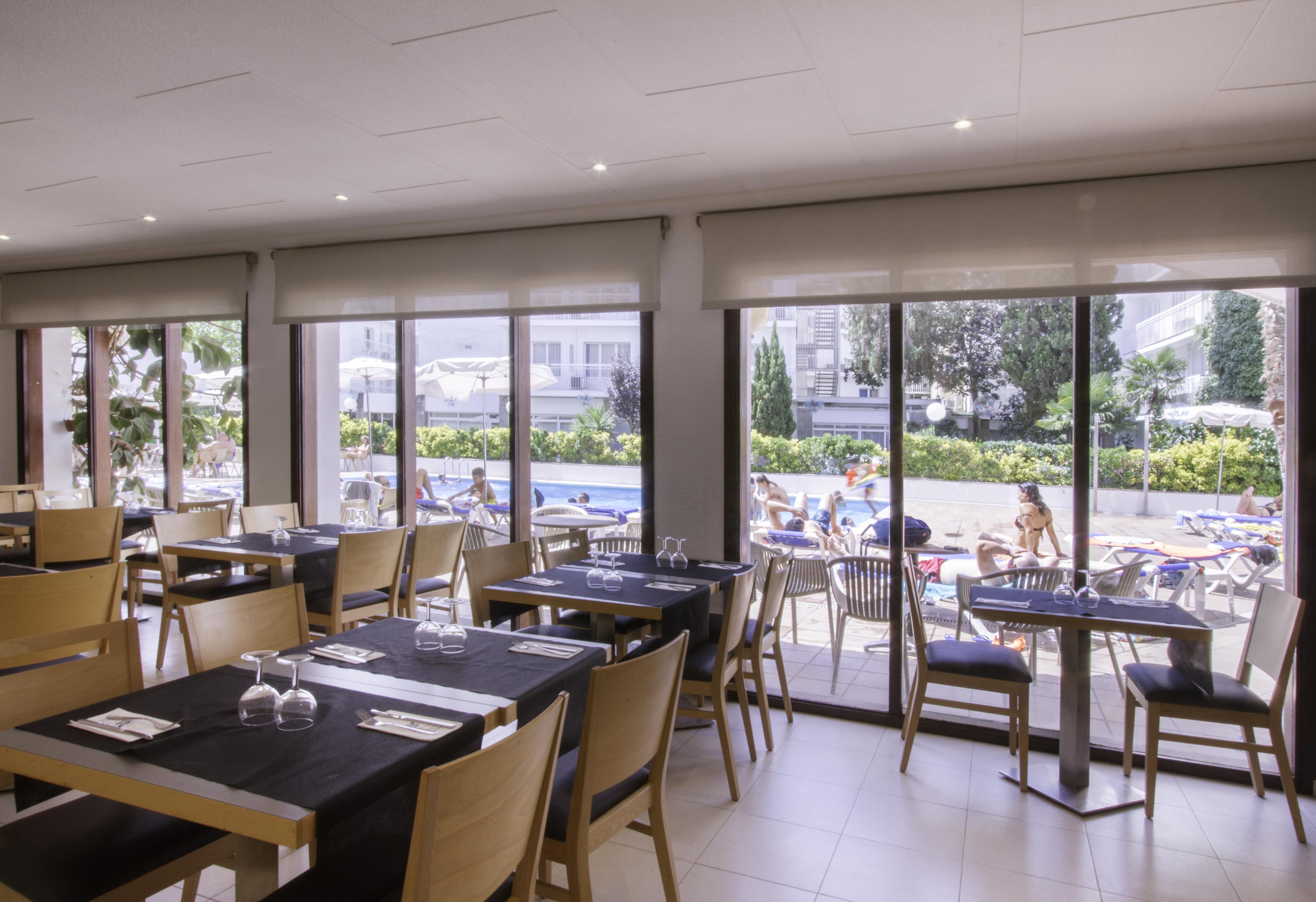 Hotel Garbi Park & Aquasplash Lloret de Mar Esterno foto