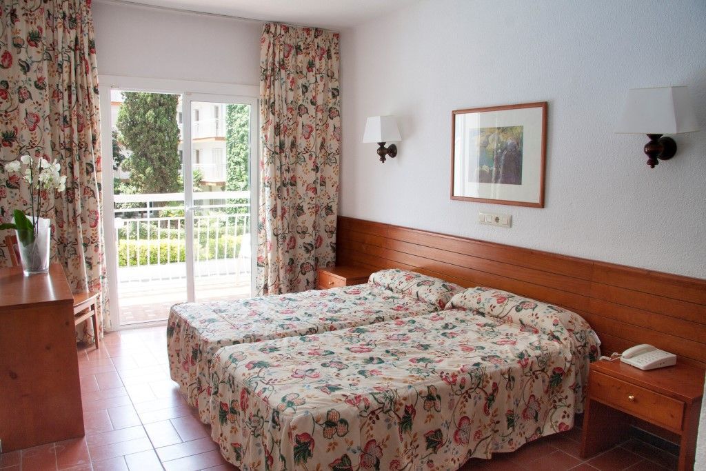Hotel Garbi Park & Aquasplash Lloret de Mar Esterno foto
