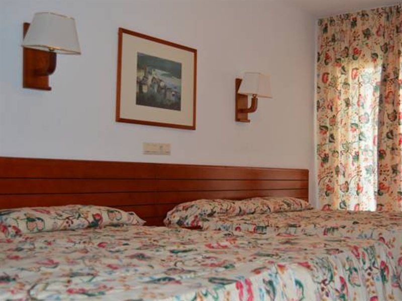 Hotel Garbi Park & Aquasplash Lloret de Mar Esterno foto